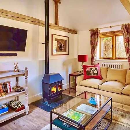 The Clock Tower & Dairy - Two X 2 Bed Barns With Indoor Pool Apartment Checkendon Exterior photo