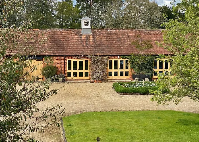 The Clock Tower & Dairy - Two X 2 Bed Barns With Indoor Pool