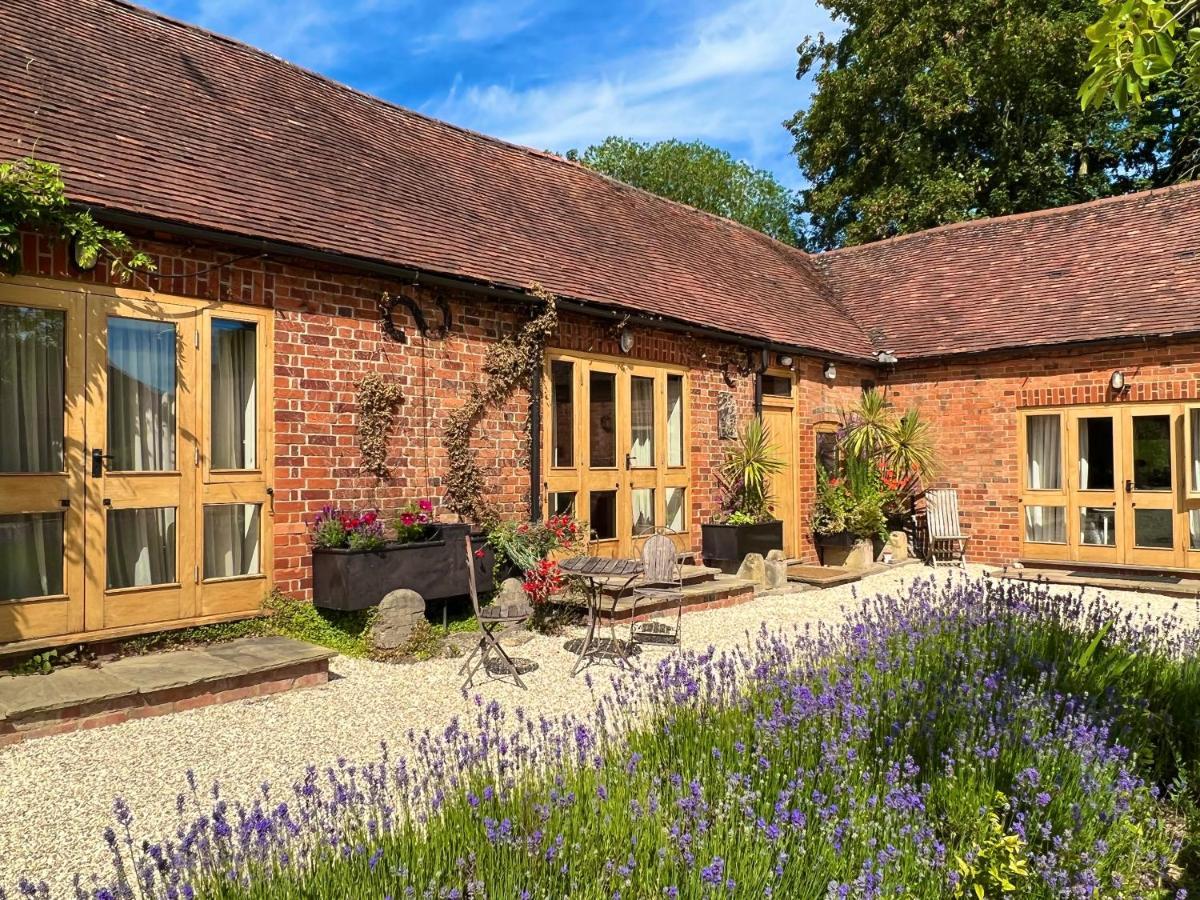 The Clock Tower & Dairy - Two X 2 Bed Barns With Indoor Pool *